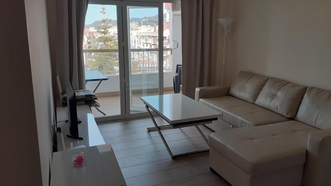 דירות Amplio Piso Al Lado De La Playa En נרחה מראה חיצוני תמונה